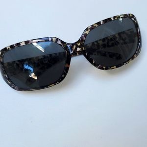 Icueyewear Tortoise Shell Sunglasses.